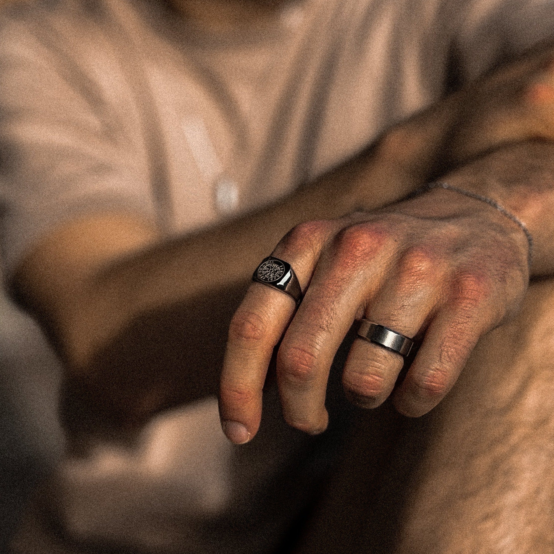 The Northguard Set - Silver-toned