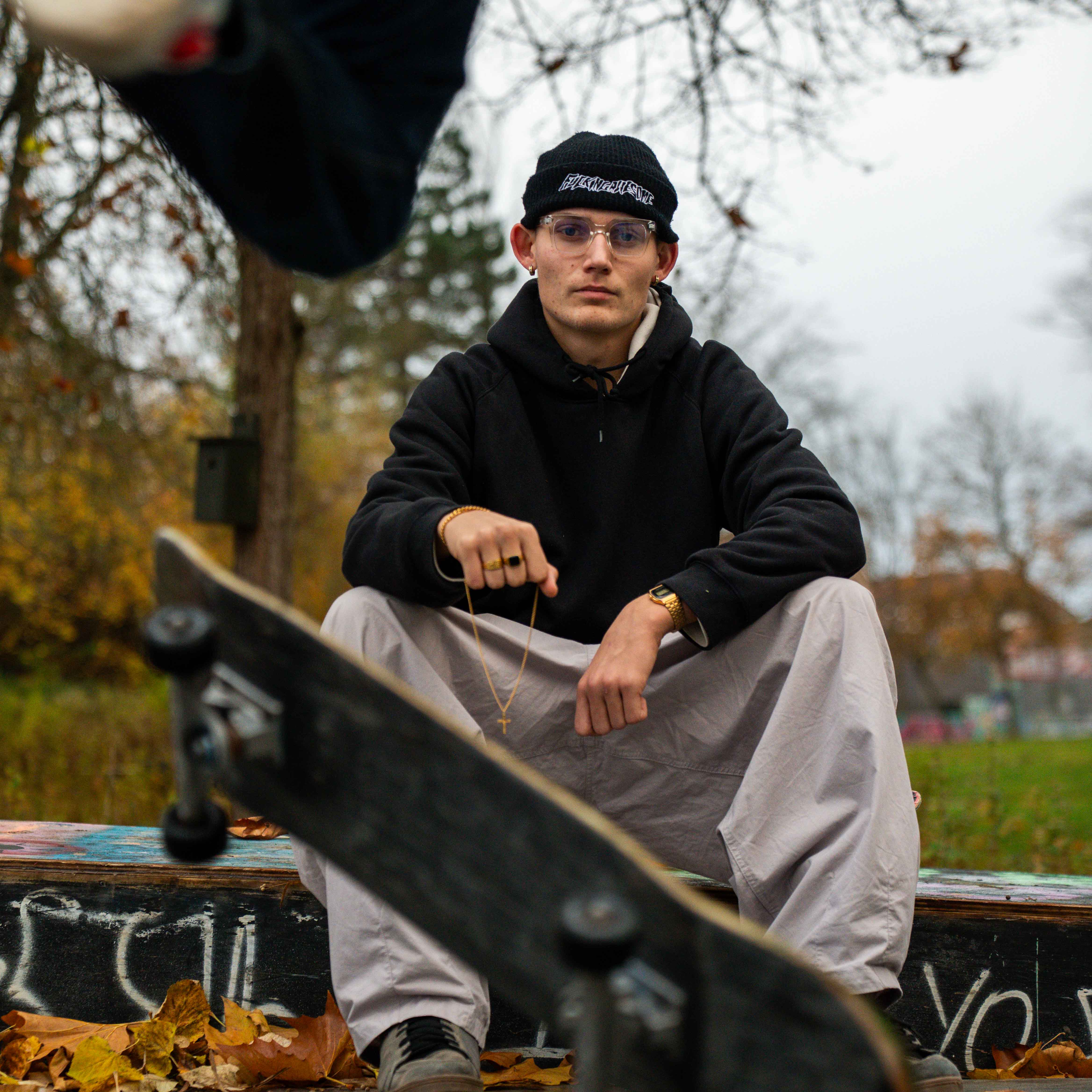 The Dominion Set - Gold-toned