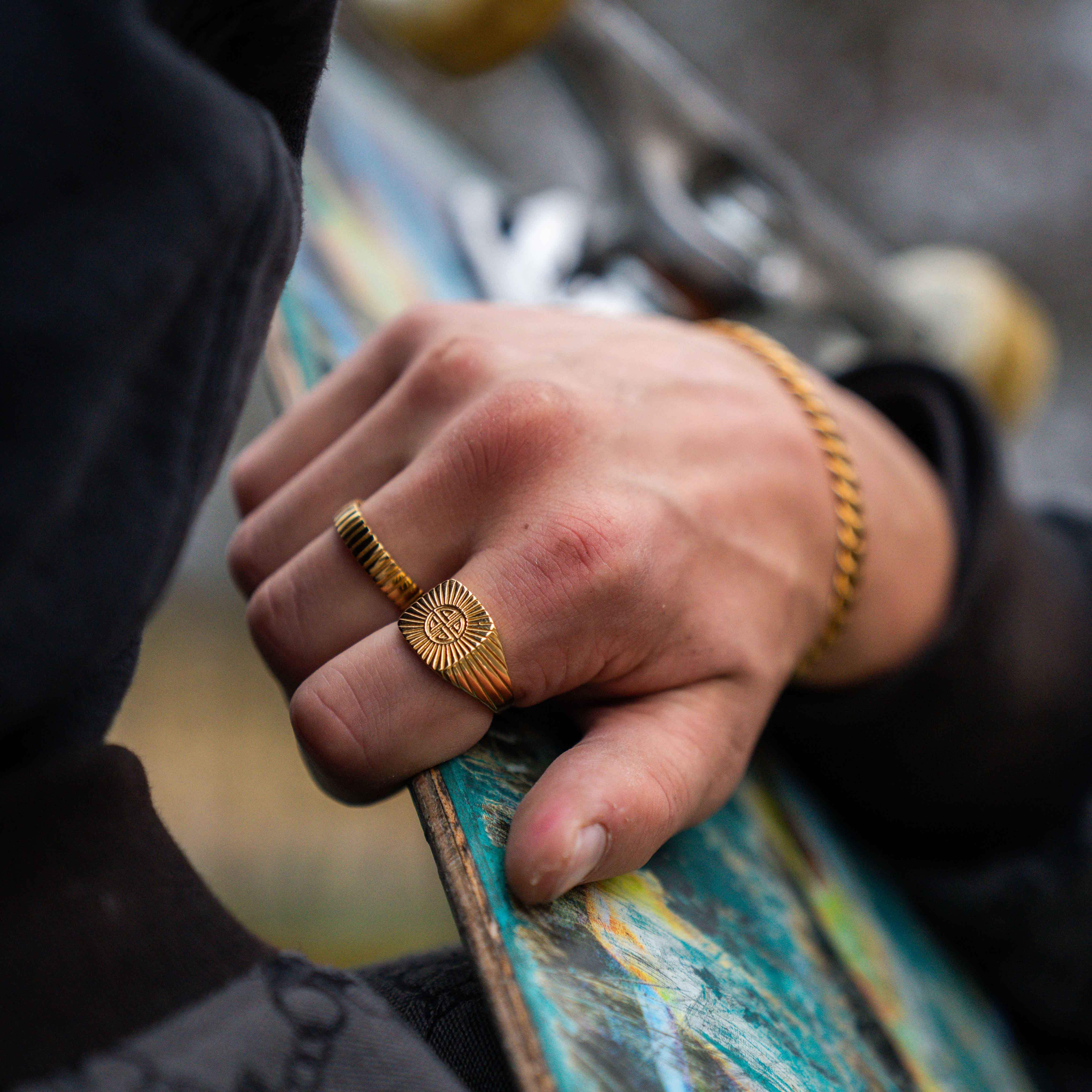 Siempre Cut band - Gold-toned ring