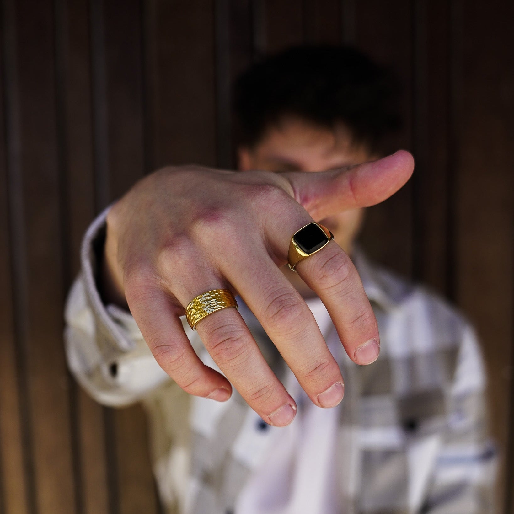 Hammered Signature - Gold-toned ring