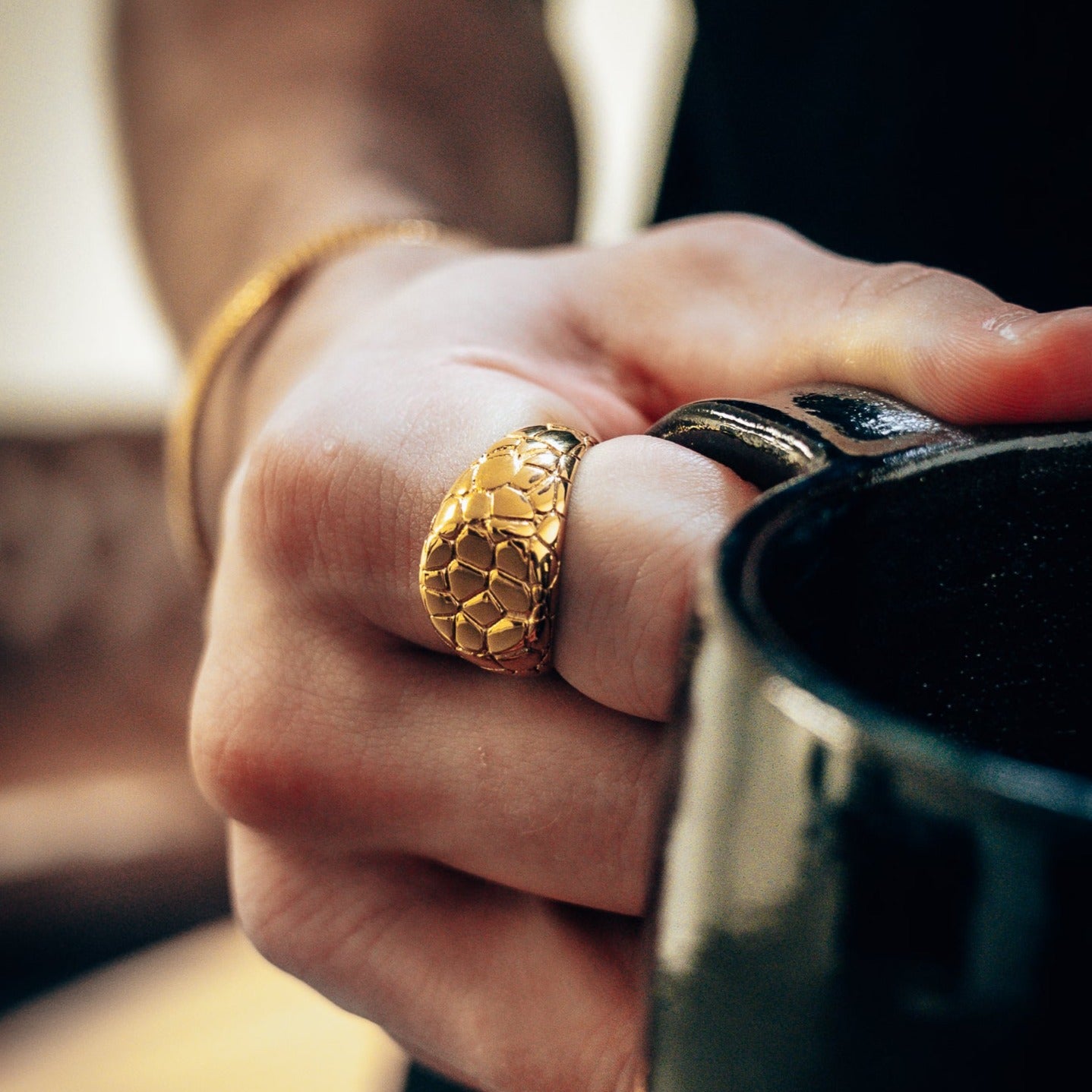 Earthquake Signature - Gold-toned ring