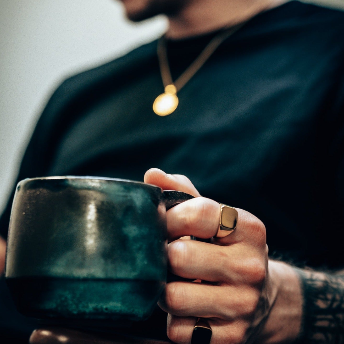 Classic Signature - Gold-toned ring