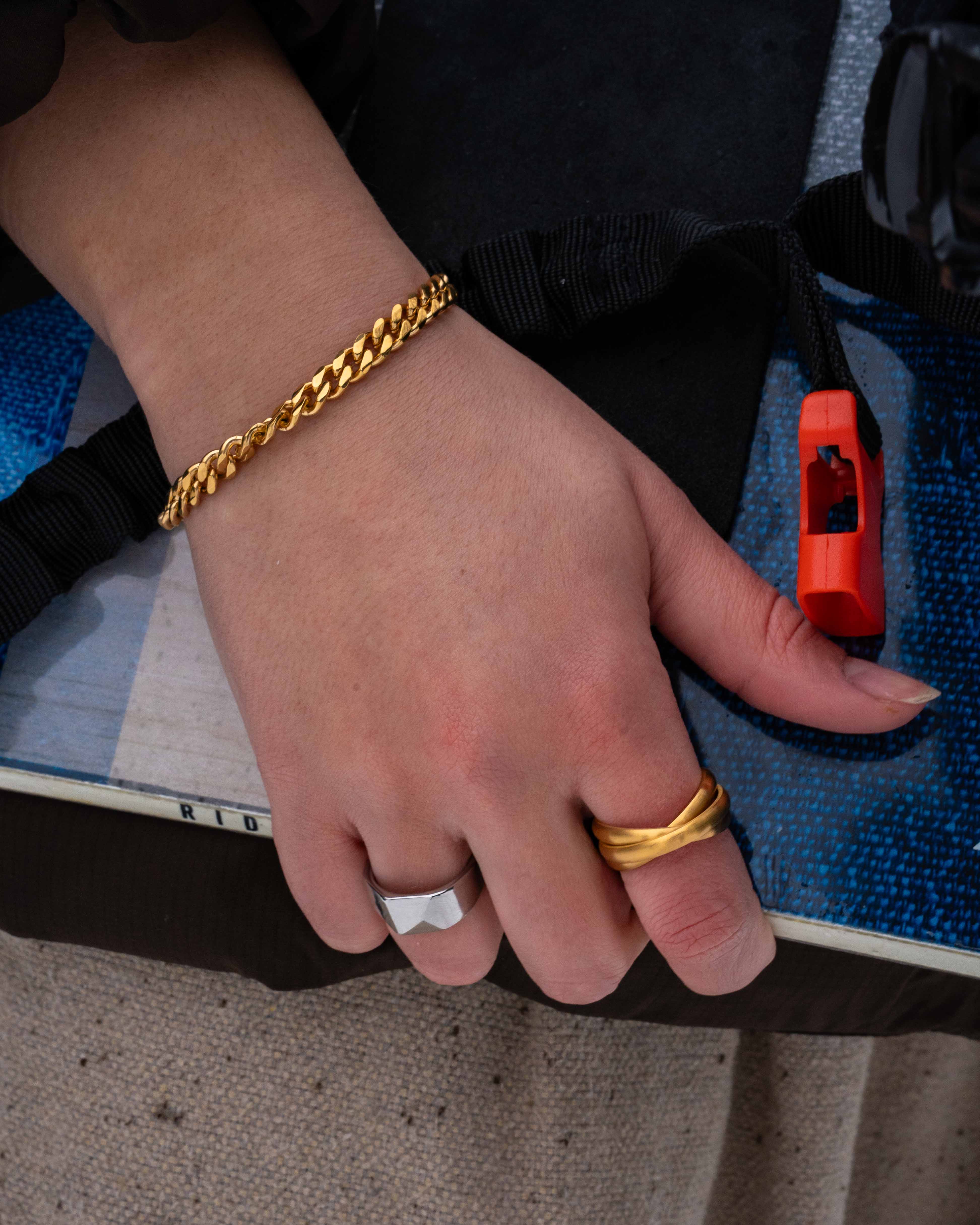 Sequence bracelet - Gold tone