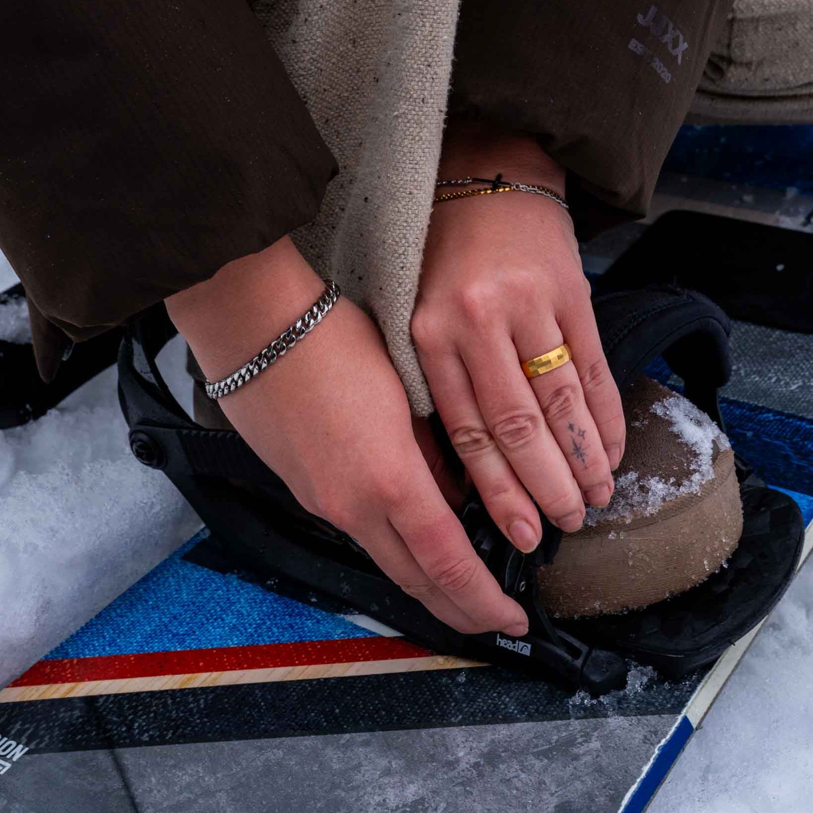 Siempre Cushion band - Gold-toned ring