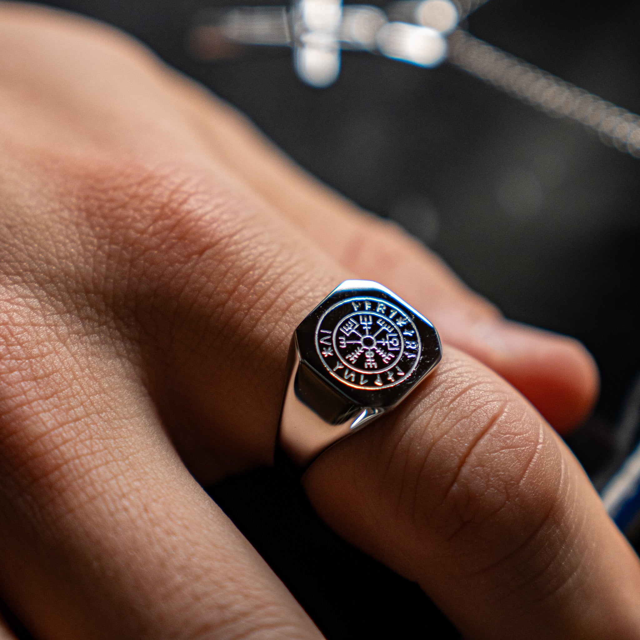 Vegvisir Signature - Silver-toned ring