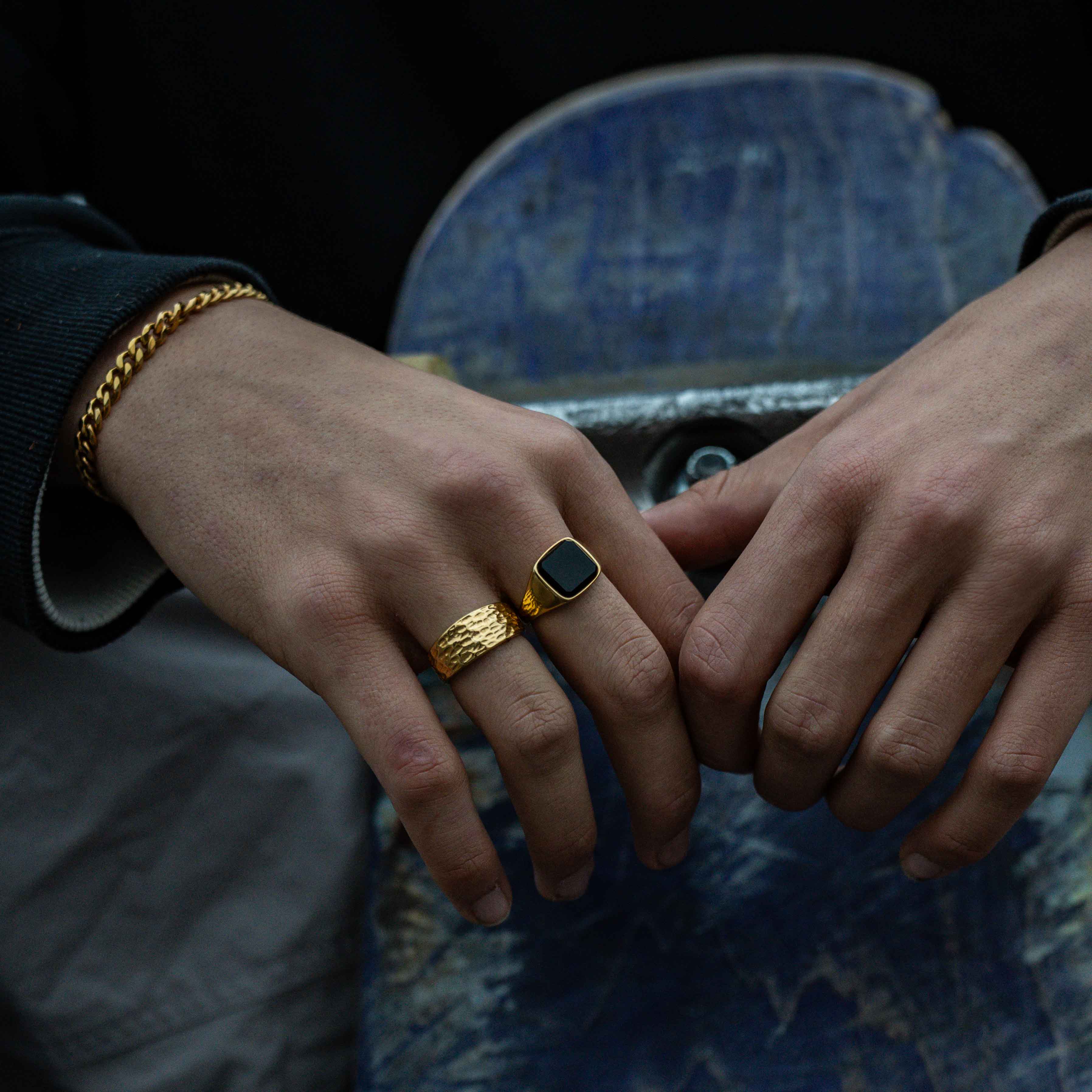 Black Onyx Signature - Gold-toned ring