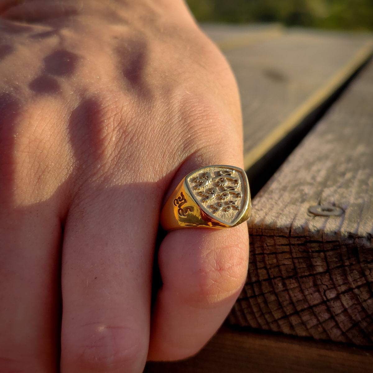 Panthera Polygon Signature - Gold-toned ring