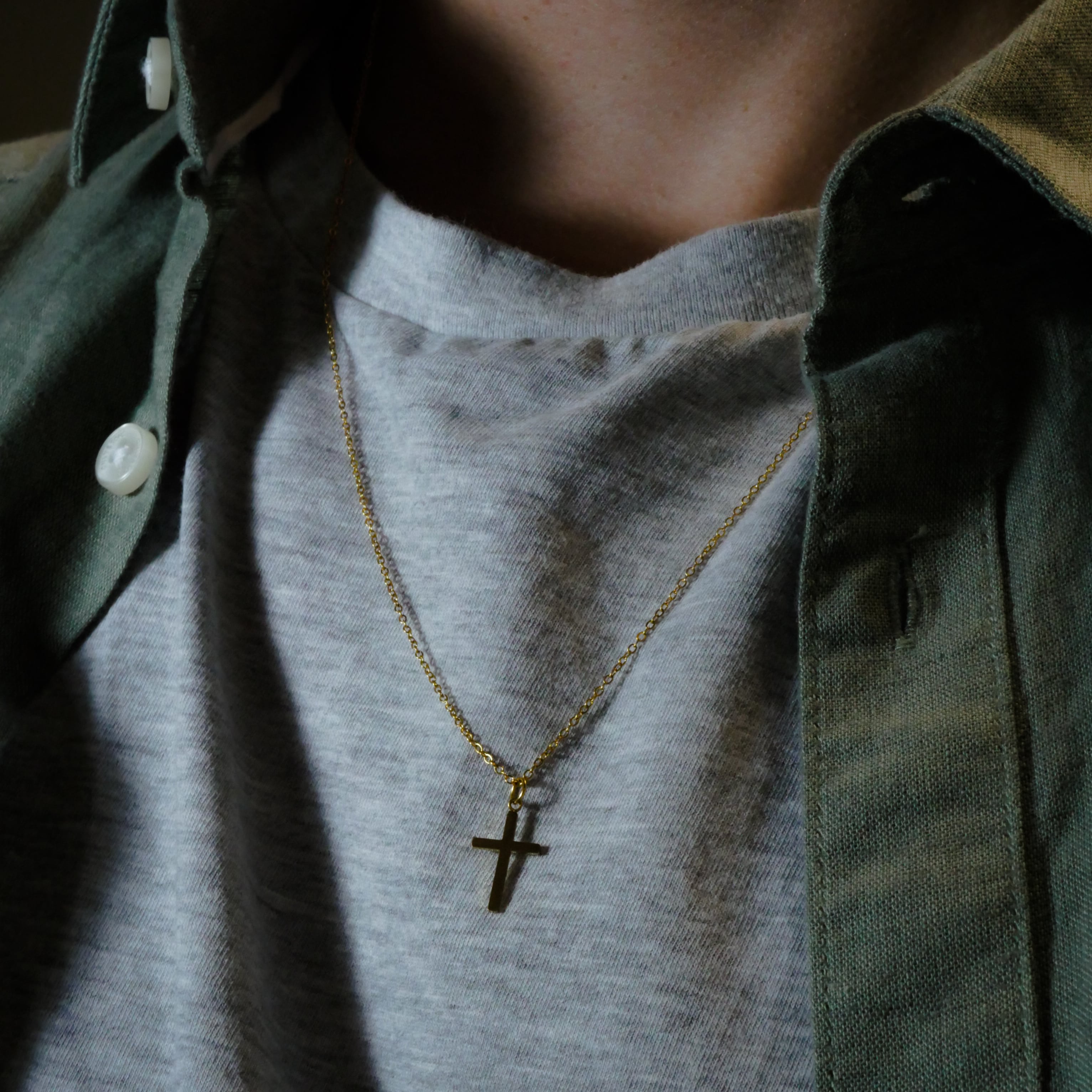 Small Cross Necklace - Gold-toned