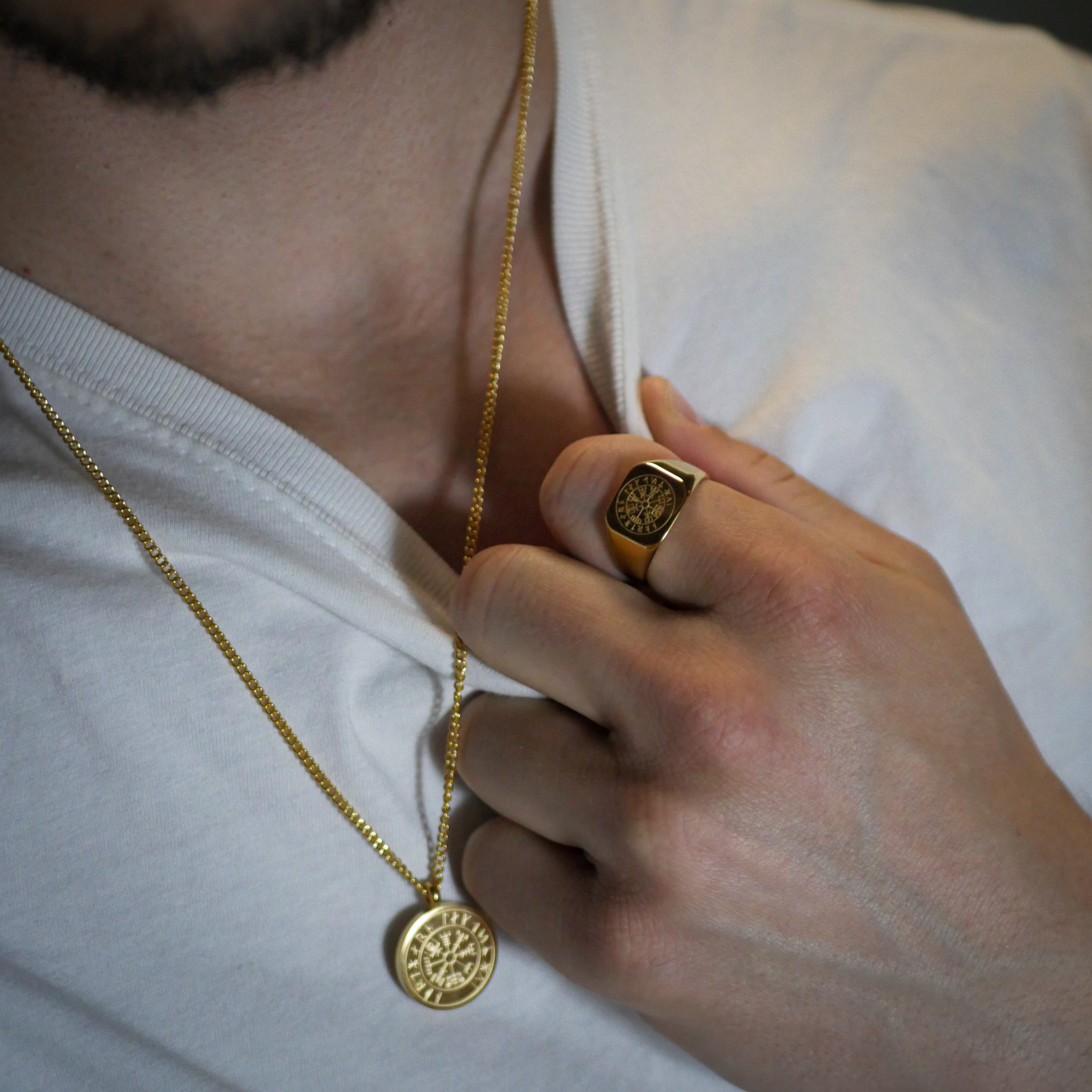 Vegvisir Signature - Gold-toned ring