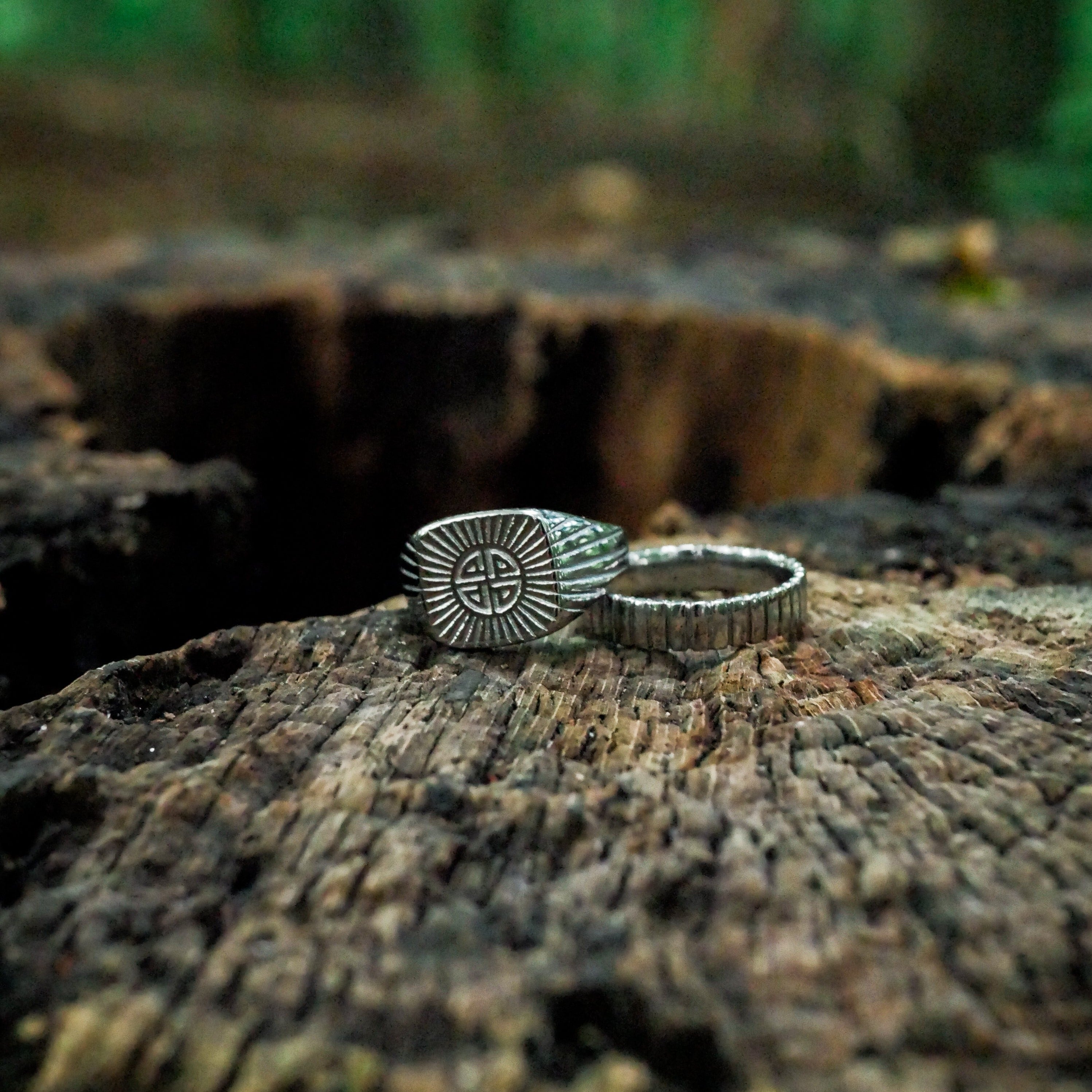 Knot Signature - Silver-toned ring