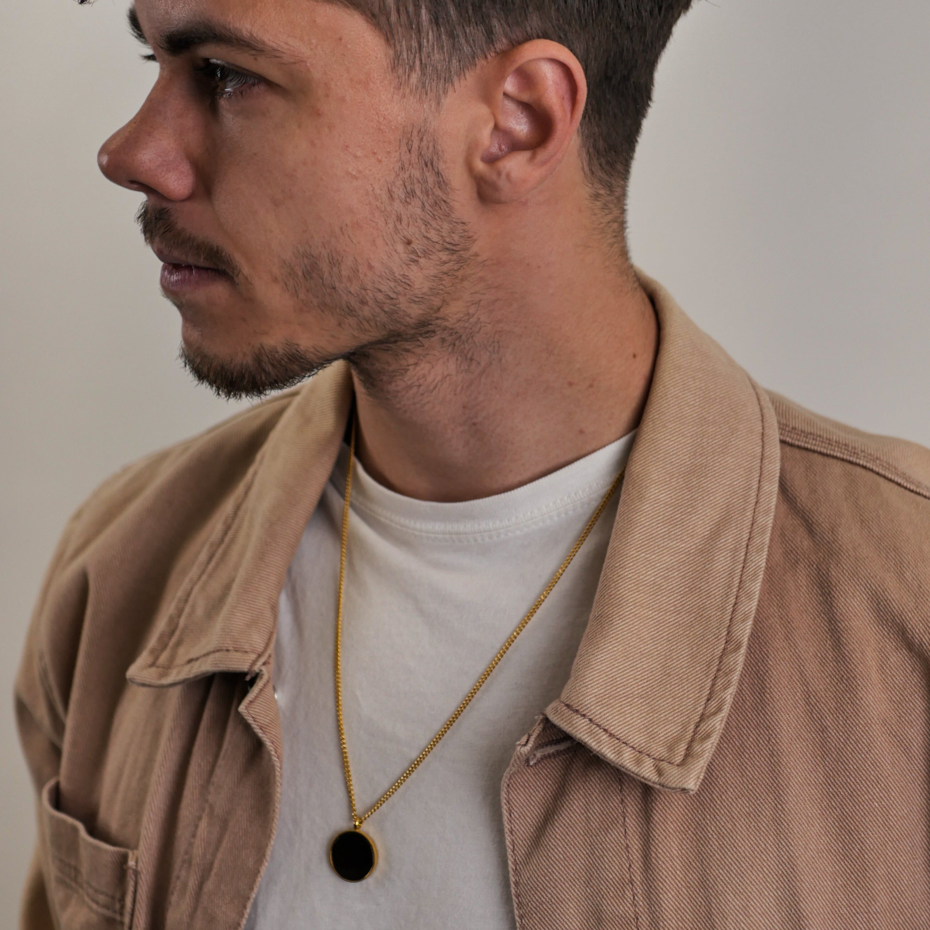 NL Black Onyx pendant - Gold-toned