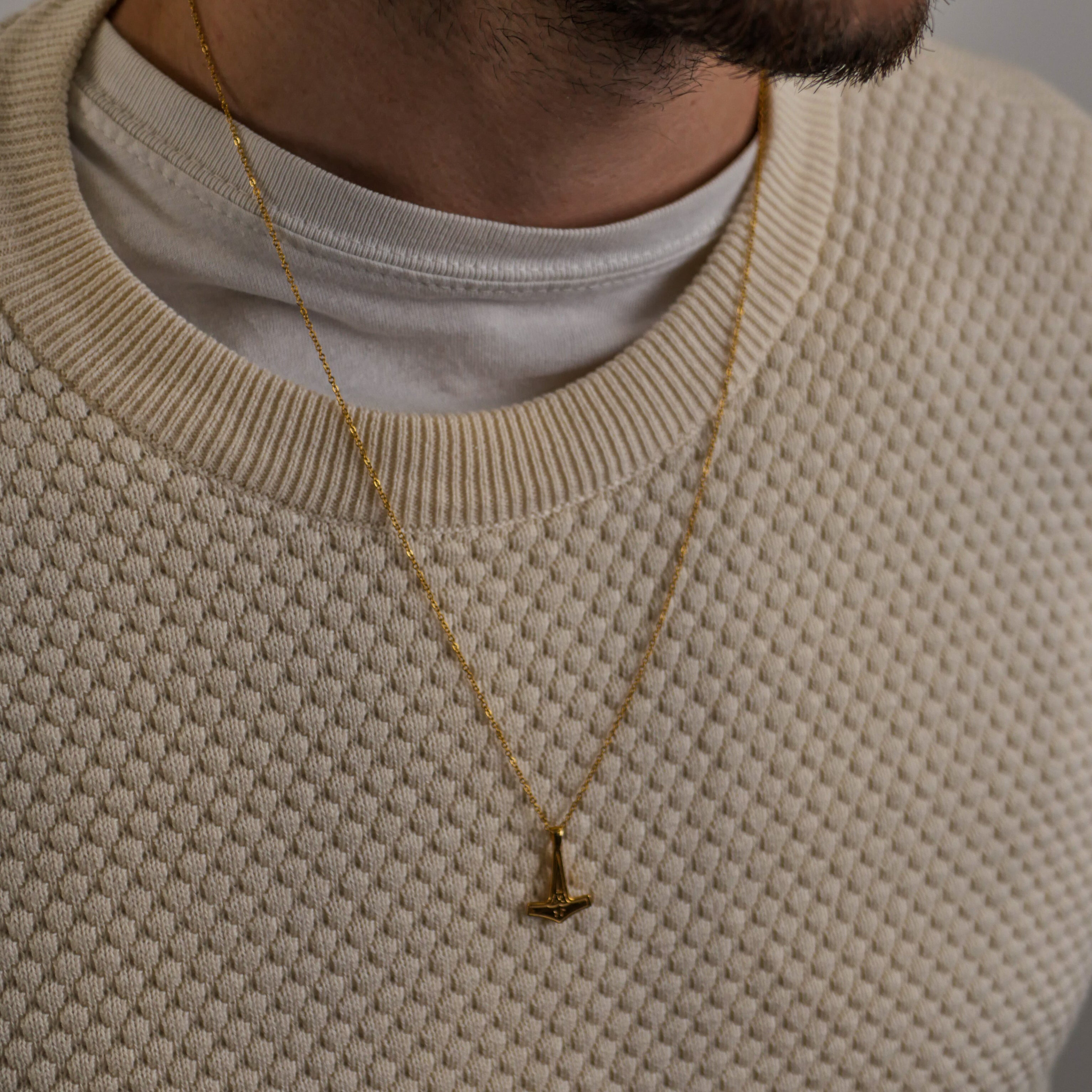 NL Mjolner pendant 2.0 - Gold-toned