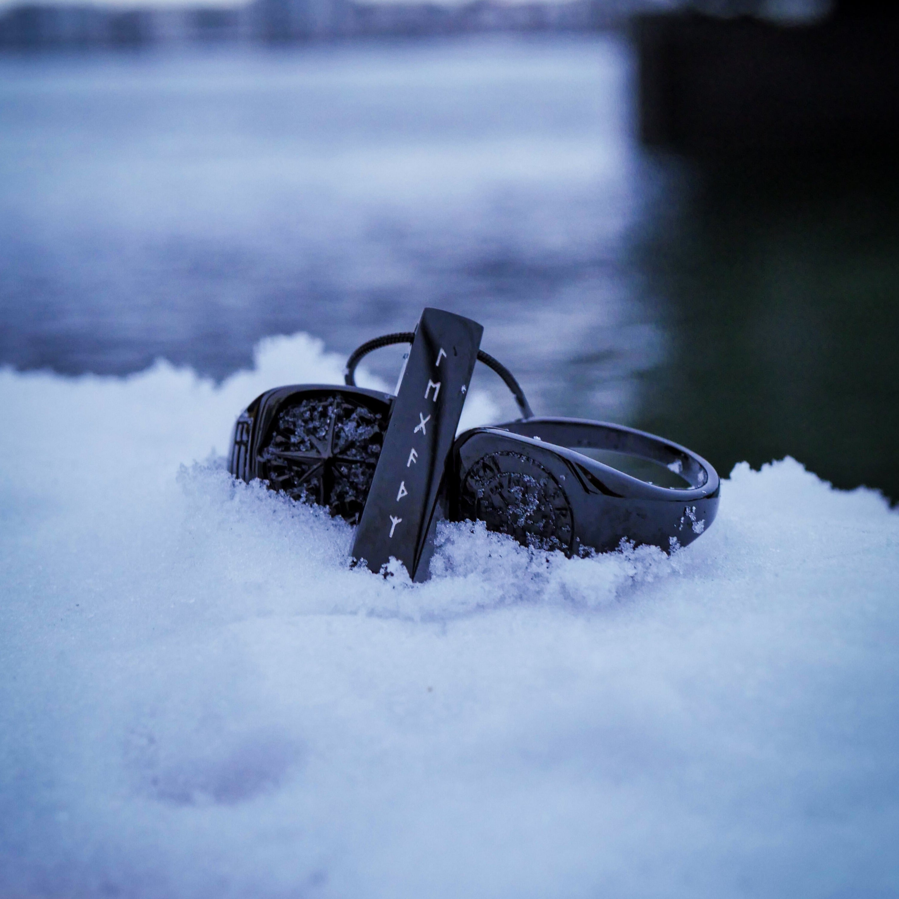 Vegvisir Signature - Black ring