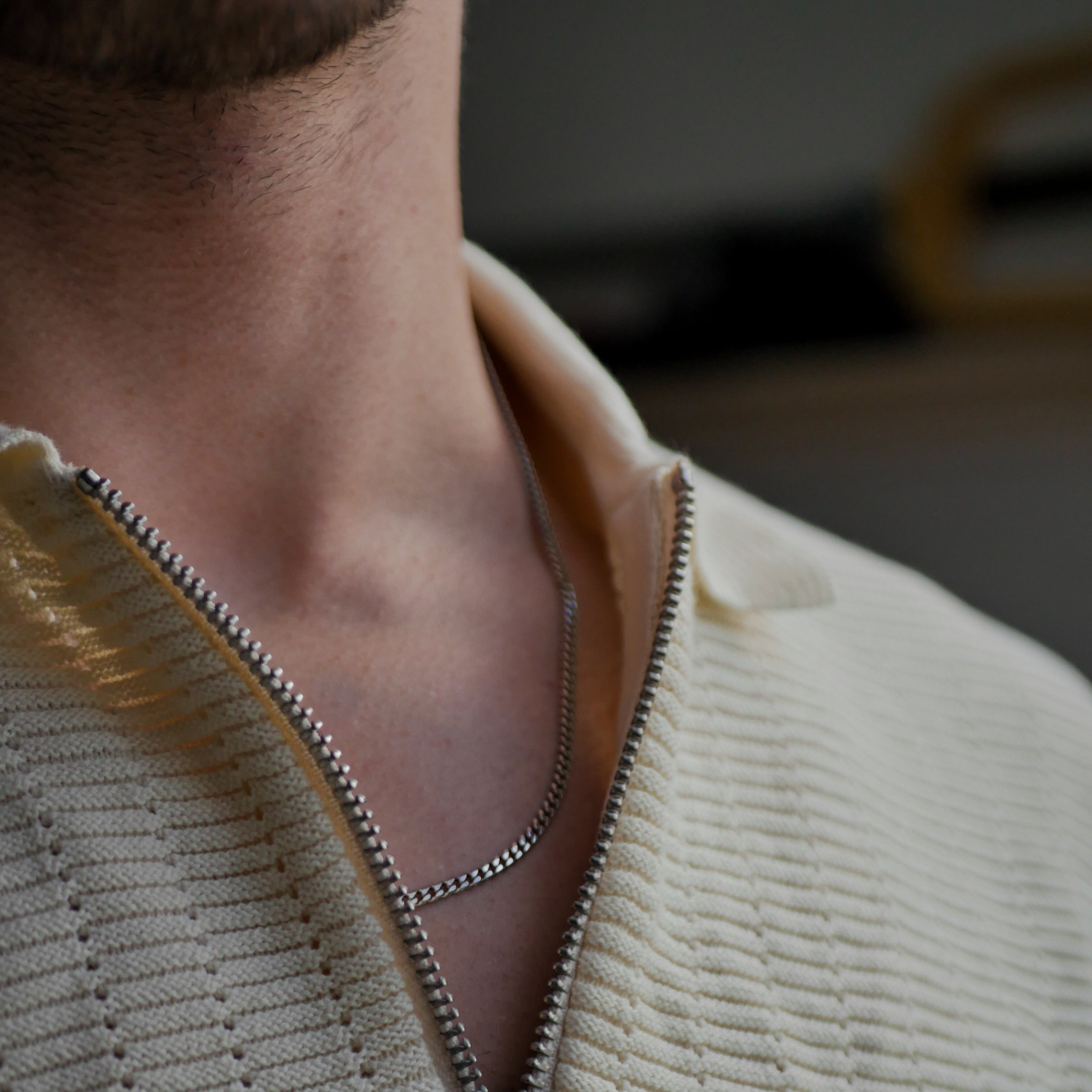 Minimal Sequence necklace - Silver-toned