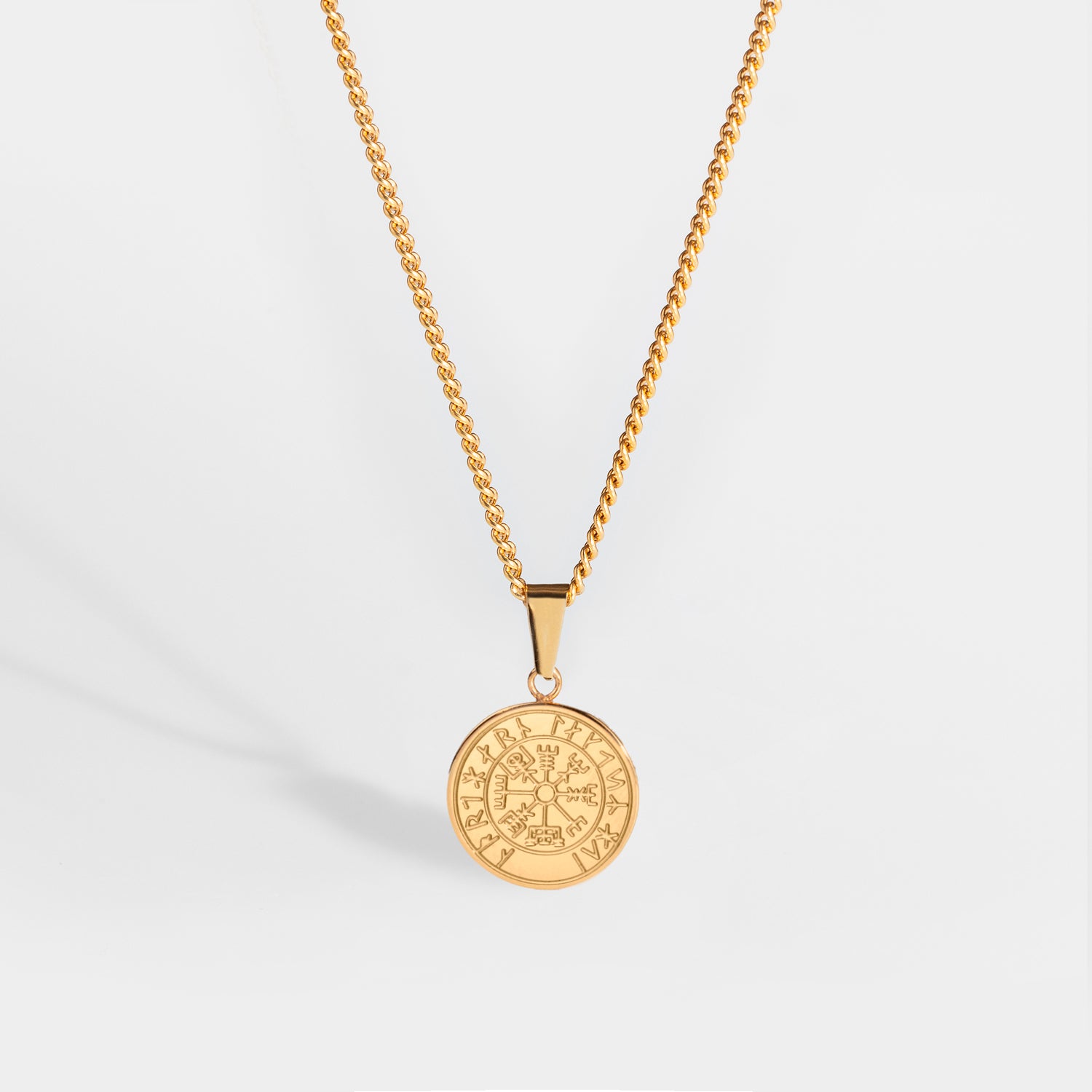 NL Minimal Vegvisir pendant - Gold-toned