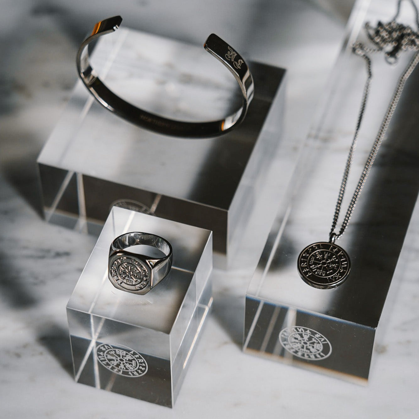 Vegvisir Oversize Signature - Silver-toned ring