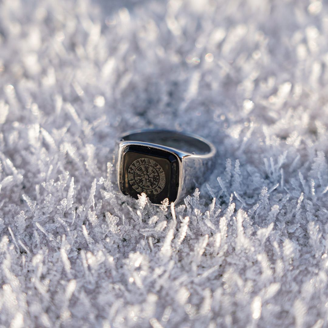 Black Onyx Vegvisir Signature - Silver-toned ring