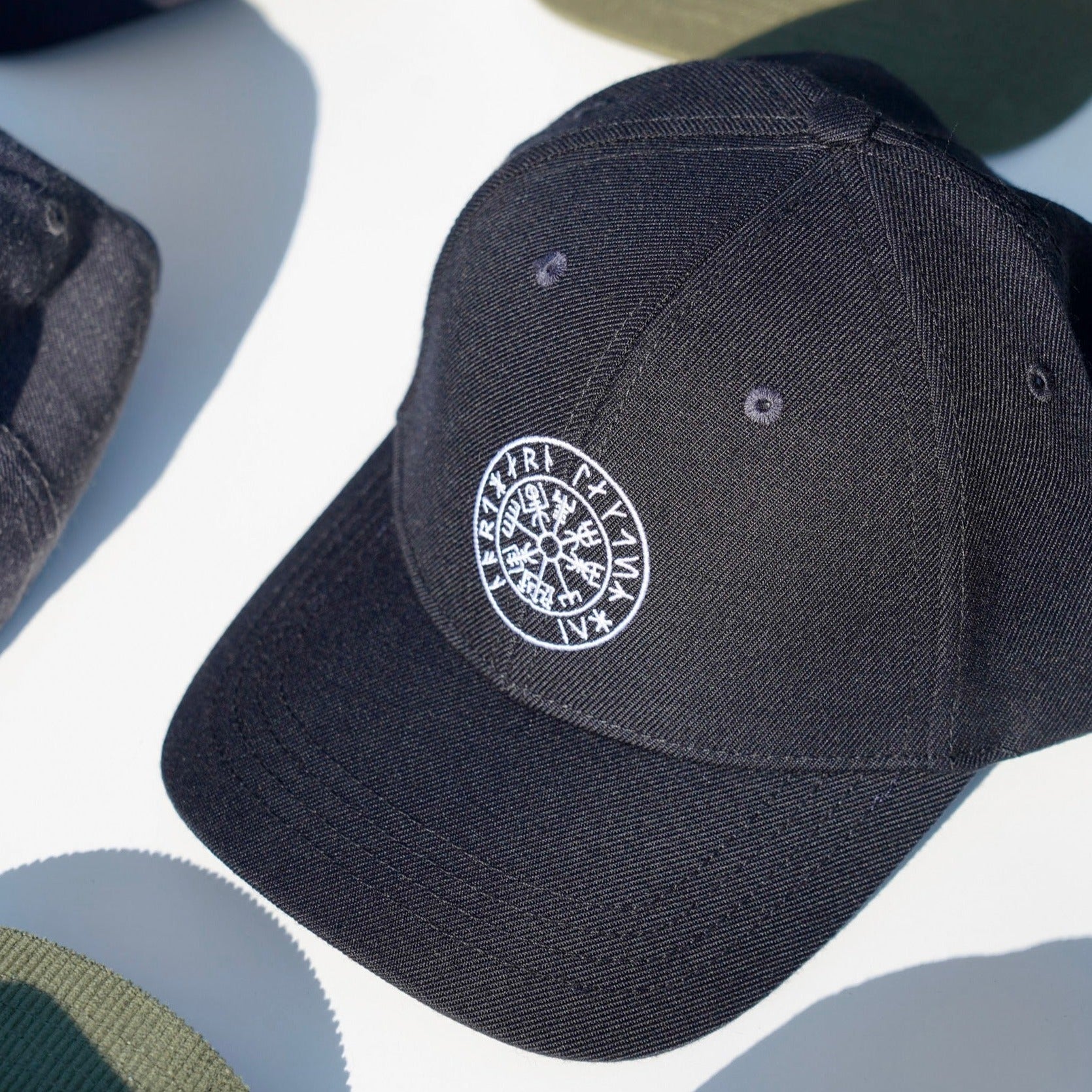 Vegvisir cap - Black