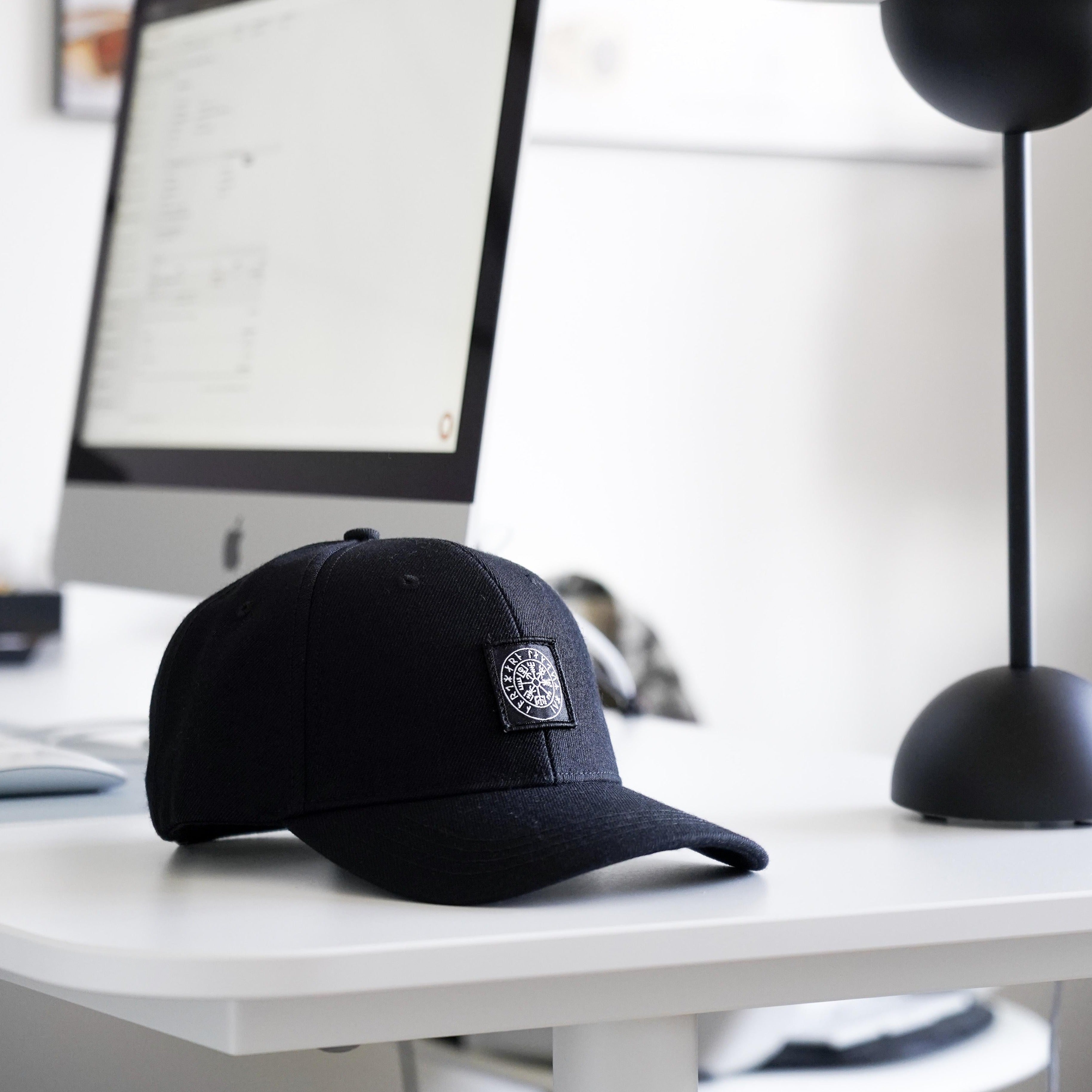 NL Vegvisir patch cap - Black