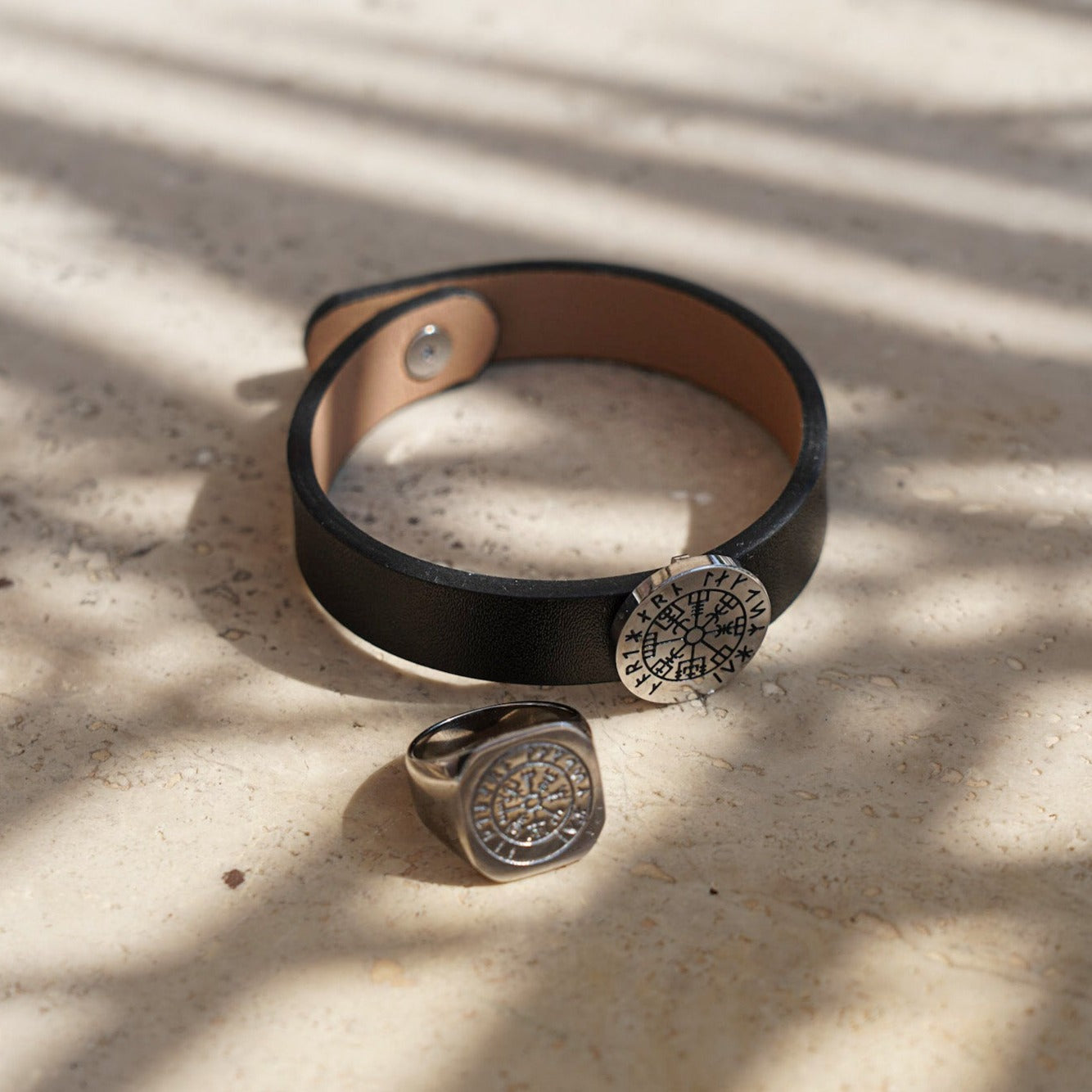 Vegvisir Oversize Signature - Silver-toned ring