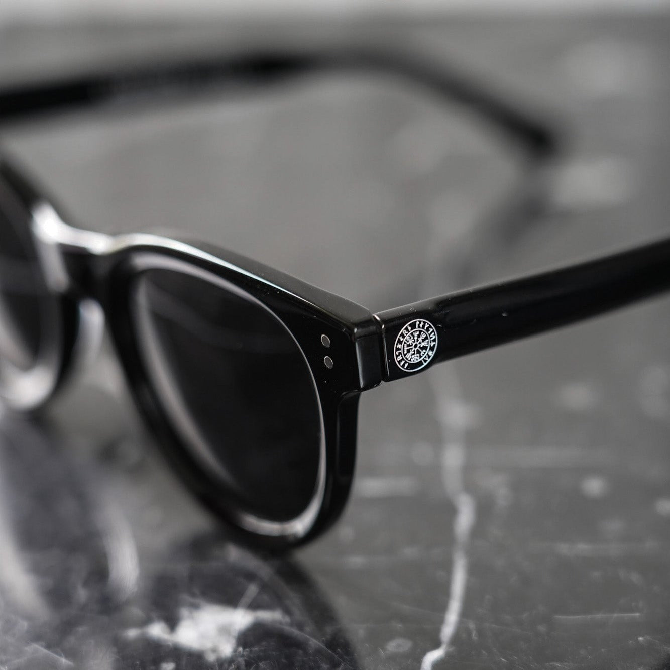 Classic sunglasses - Deep black