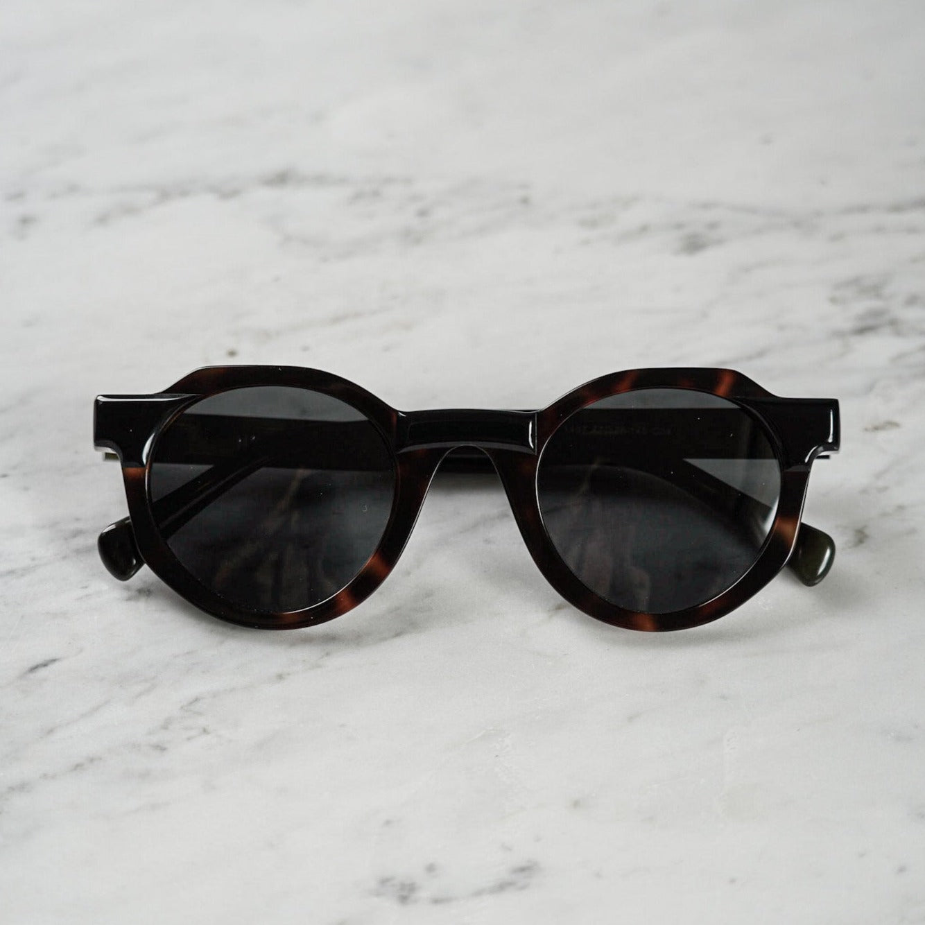 Signature sunglasses - Turtoise
