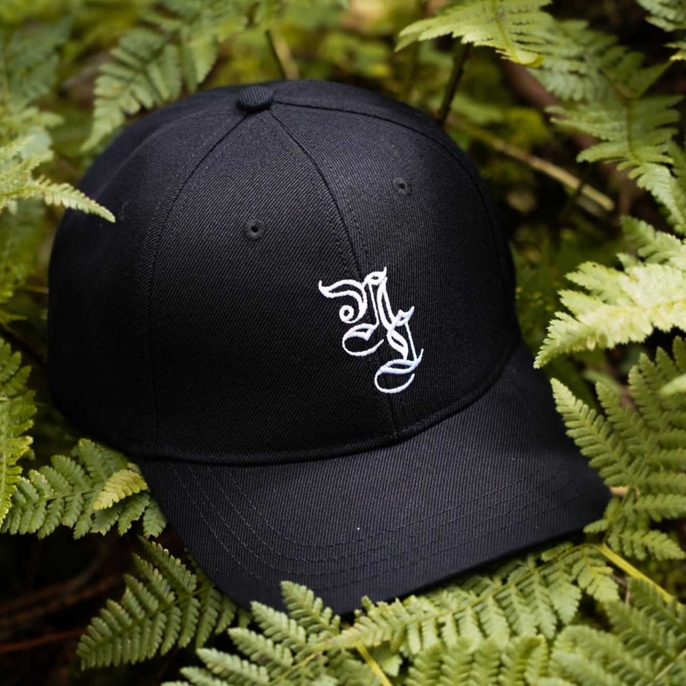 NL Lap over cap - Black/white