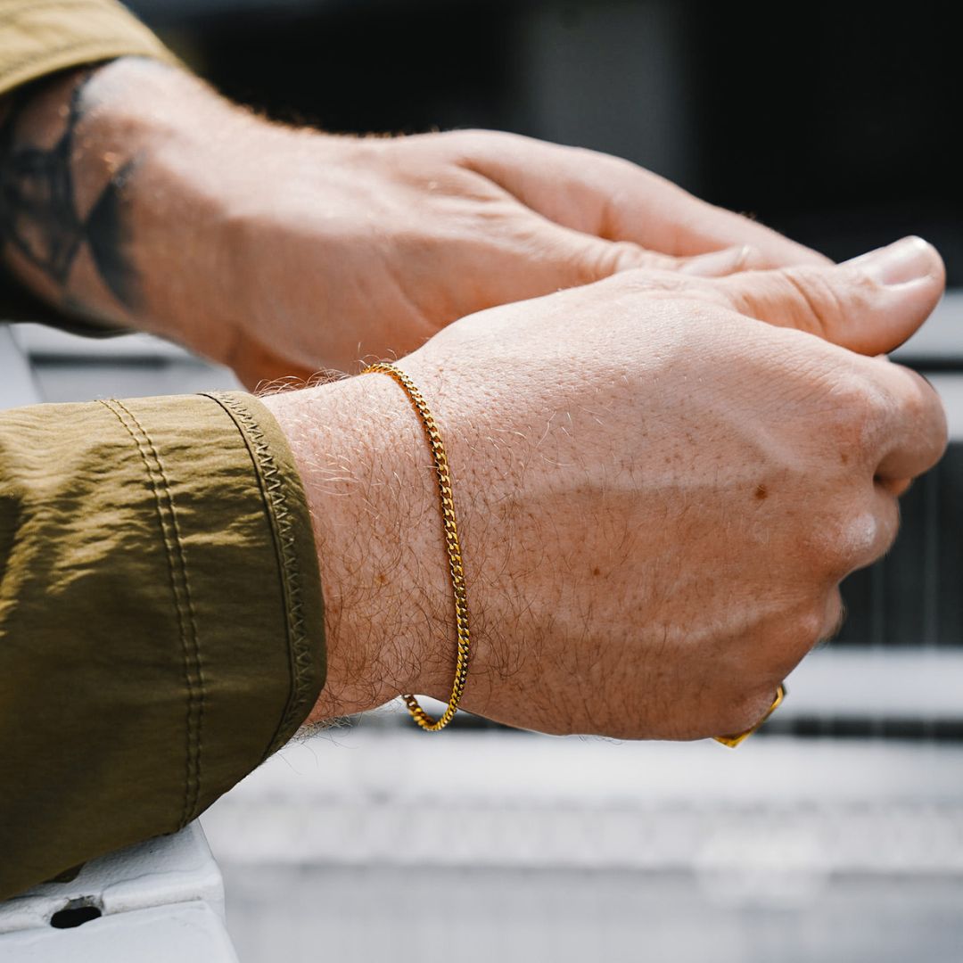 Minimal Sequence bracelet - Gold-toned