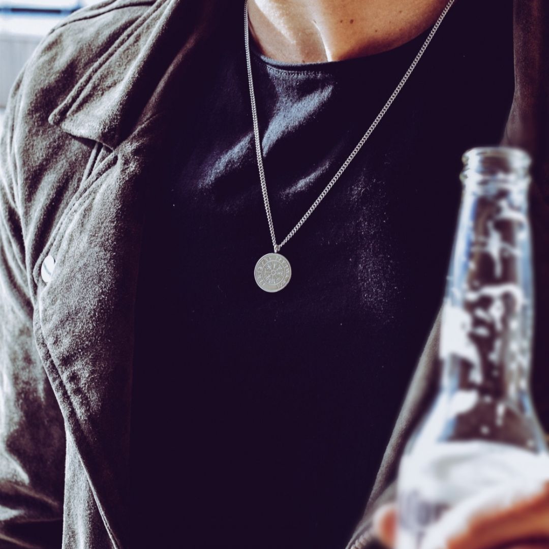 NL Vegvisir pendant - Silver-toned