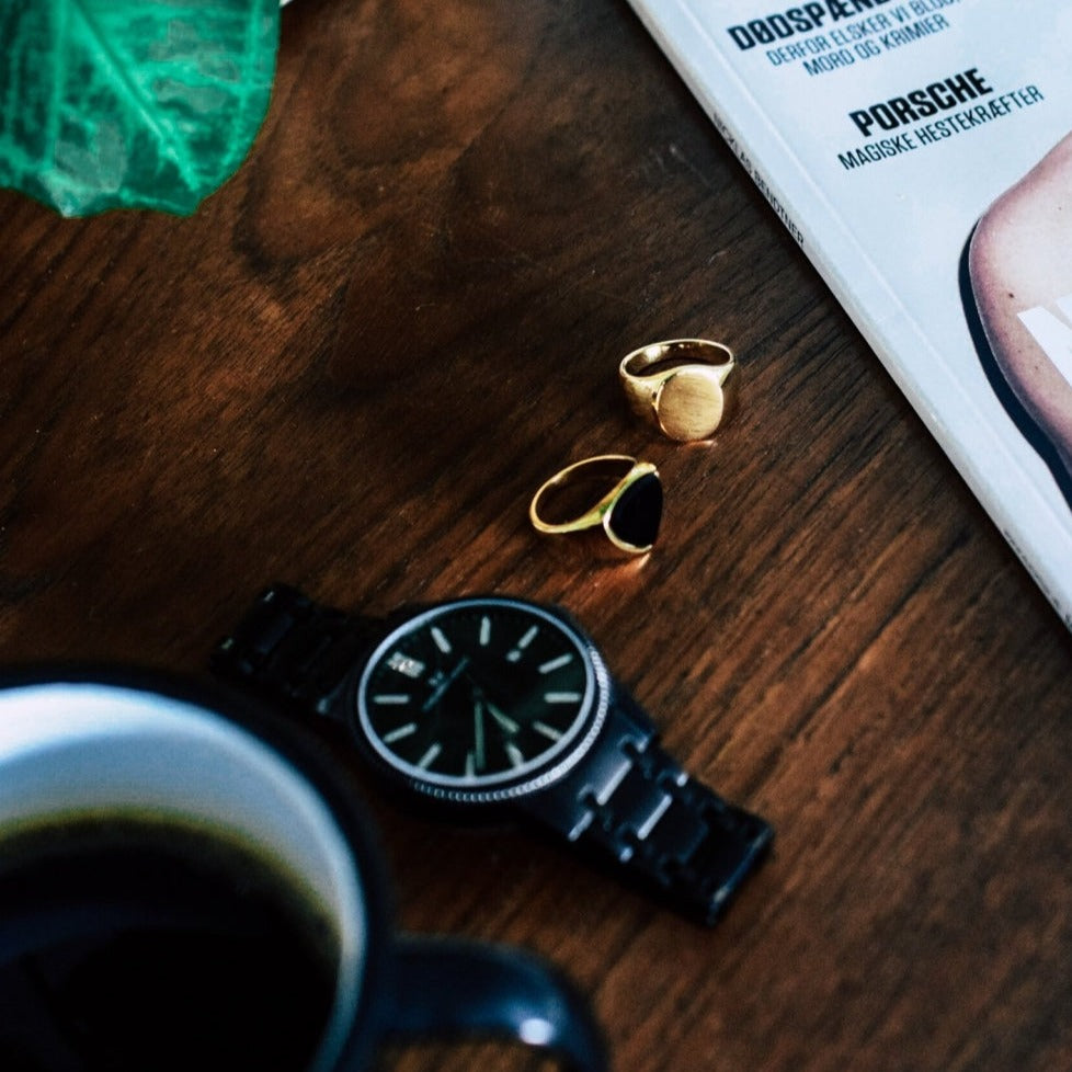 Black Onyx Polygon Signature - Gold-toned ring