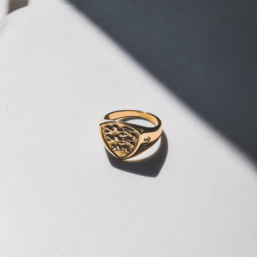 Panthera Polygon Signature - Gold-toned ring