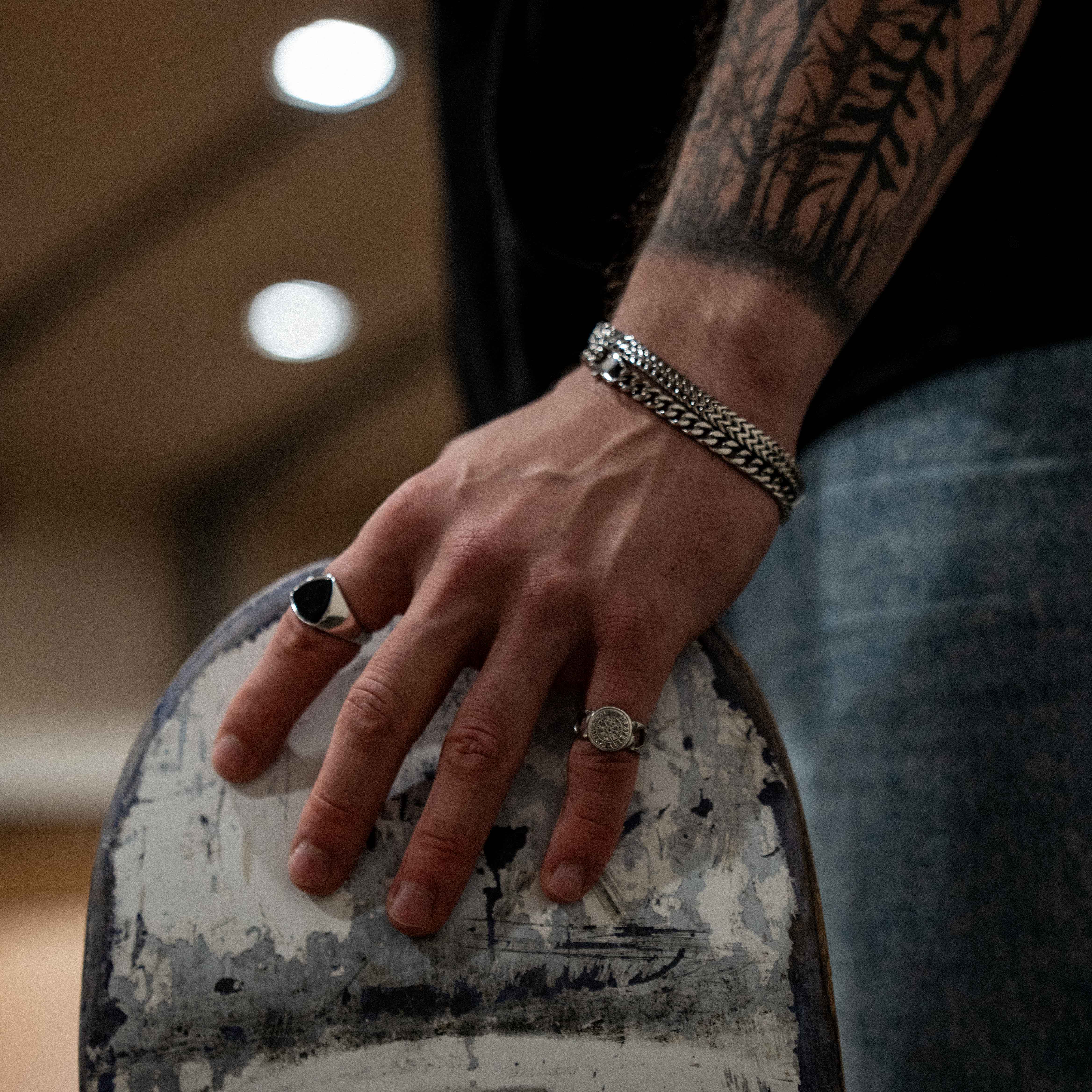 Vegvisir Chain Signature - Silver-toned ring