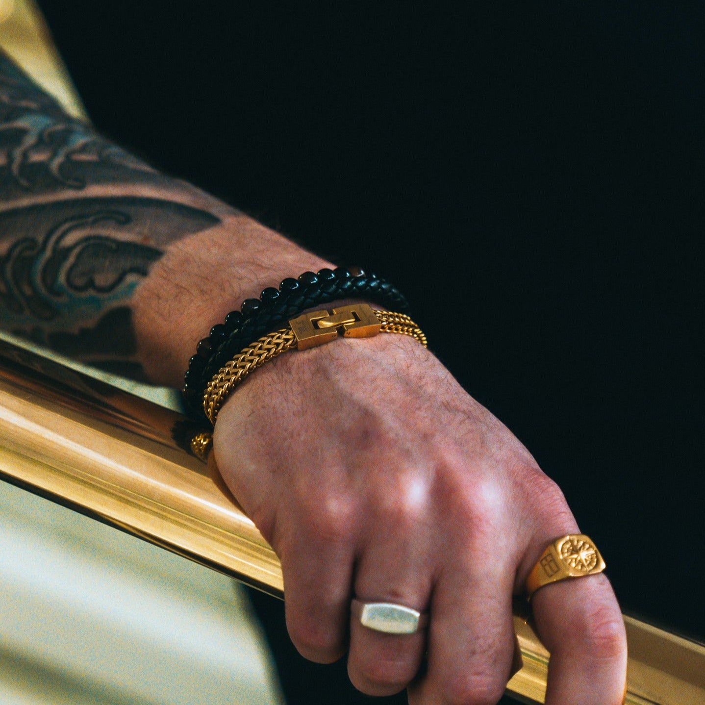 Fehu bracelet - Gold-toned