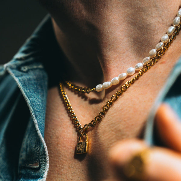 KATTEGAT PEARL NECKLACE (GOLD)