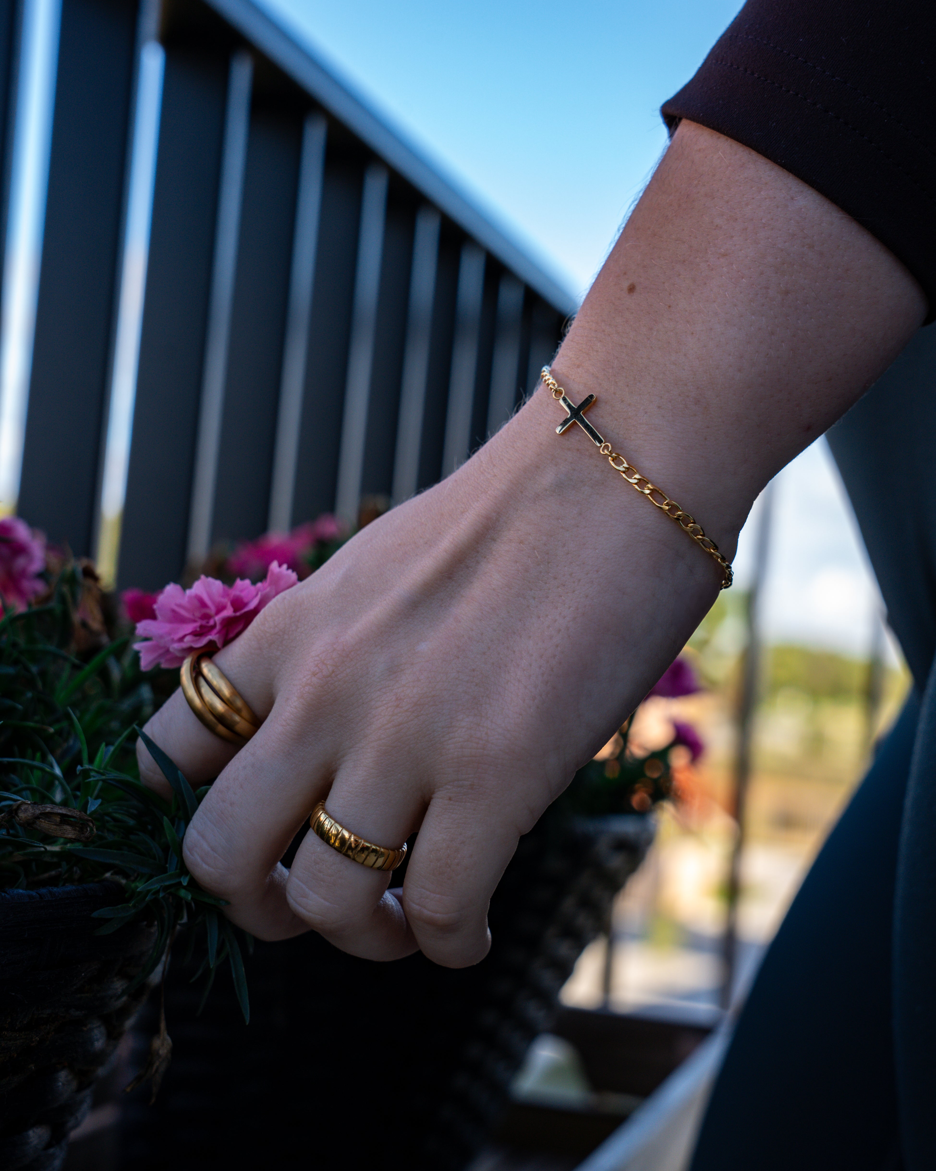 Siempre Cut band - Gold-toned ring