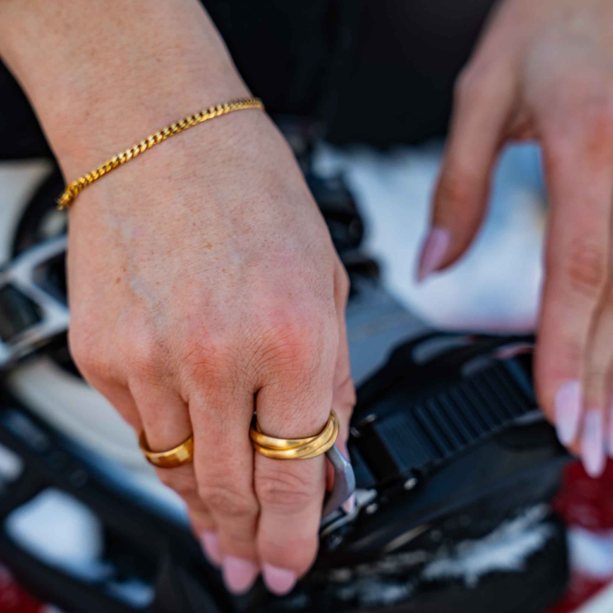 Helix band ring - Gold-toned