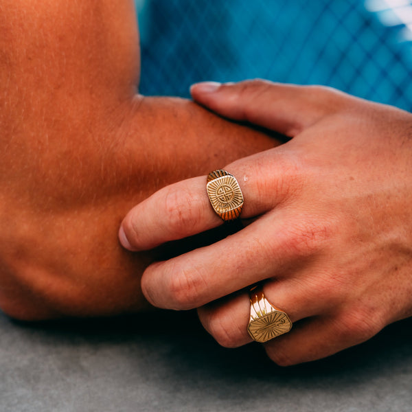 KNOT SIGNATURE RING (GOLD)