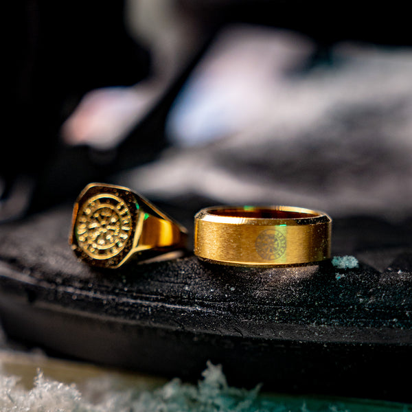 SIEMPRE VEGVISIR BAND RING (GOLD)