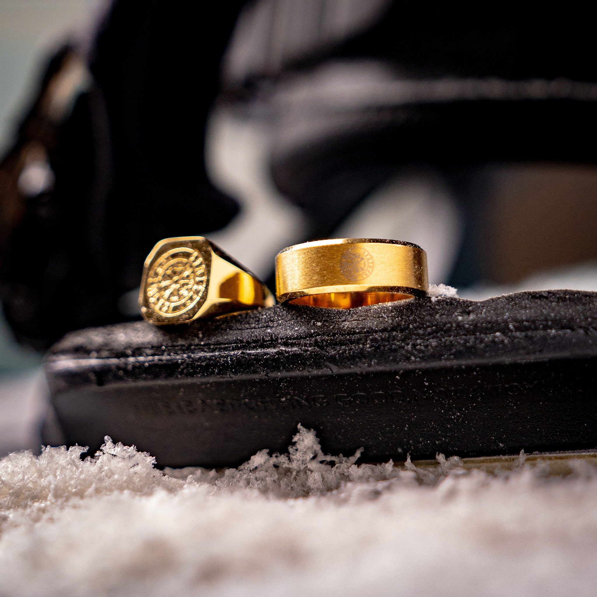 Siempre Vegvisir band - Gold-toned ring