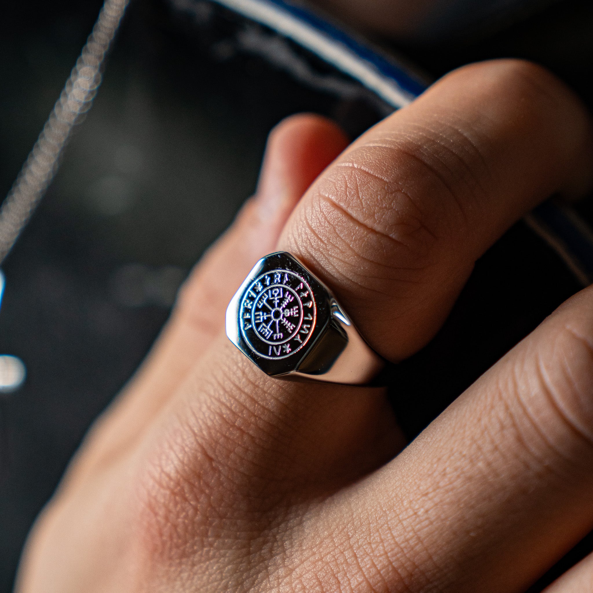 Vegvisir Signature - Silver-toned ring