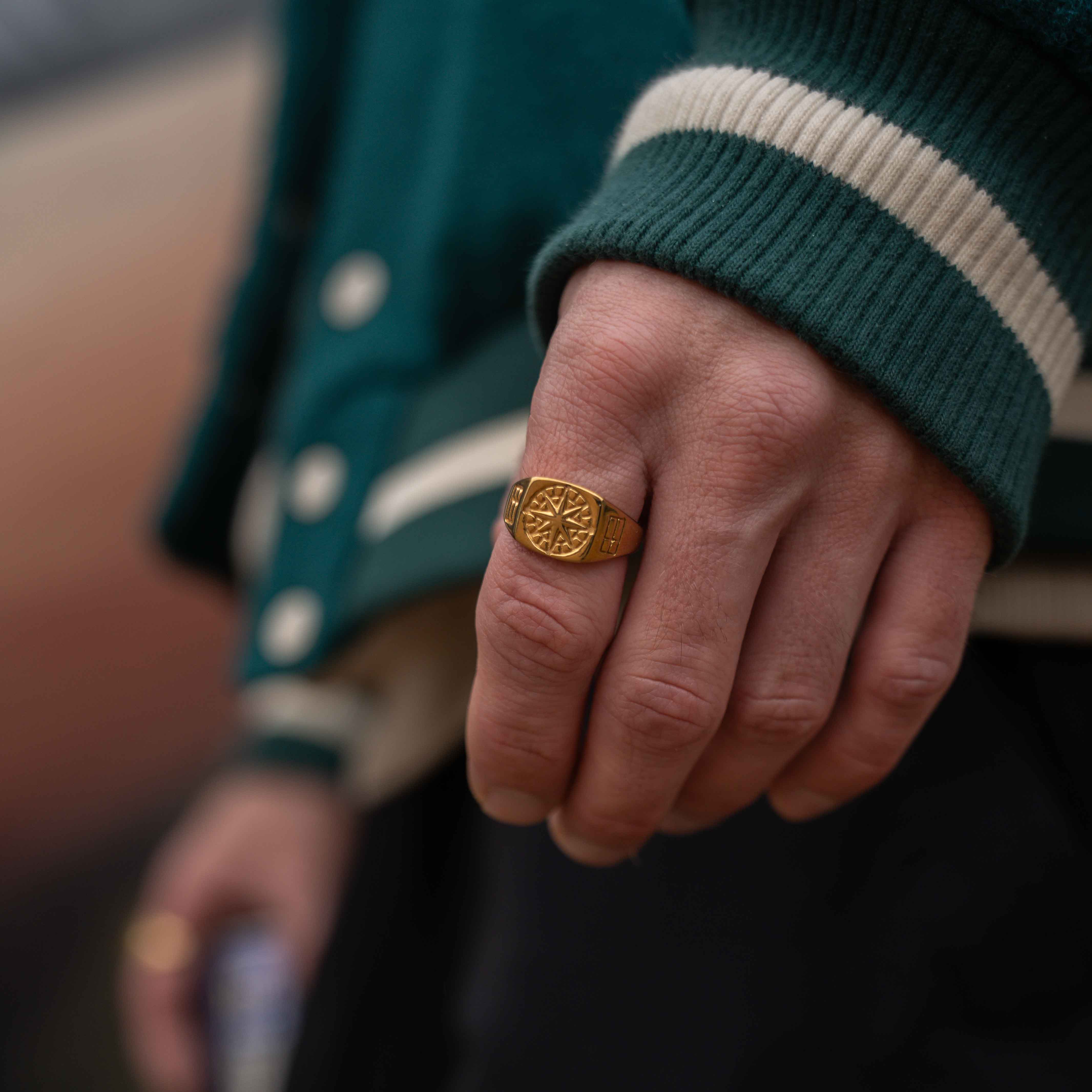 Compass Signature - Gold-toned ring