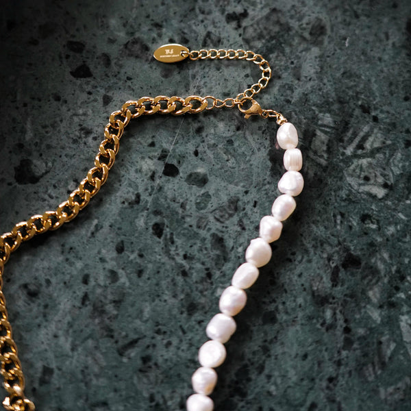 KATTEGAT PEARL NECKLACE (GOLD)