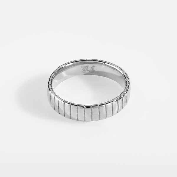 SIEMPRE CUT BAND RING (SILVER)