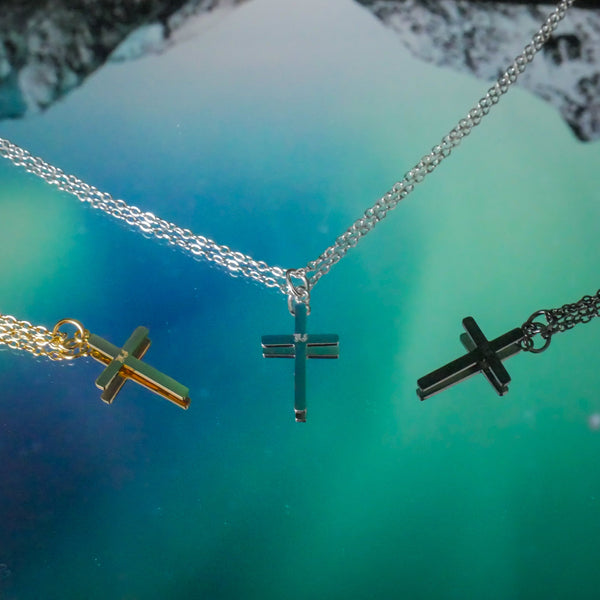 SMALL CROSS NECKLACE (BLACK)