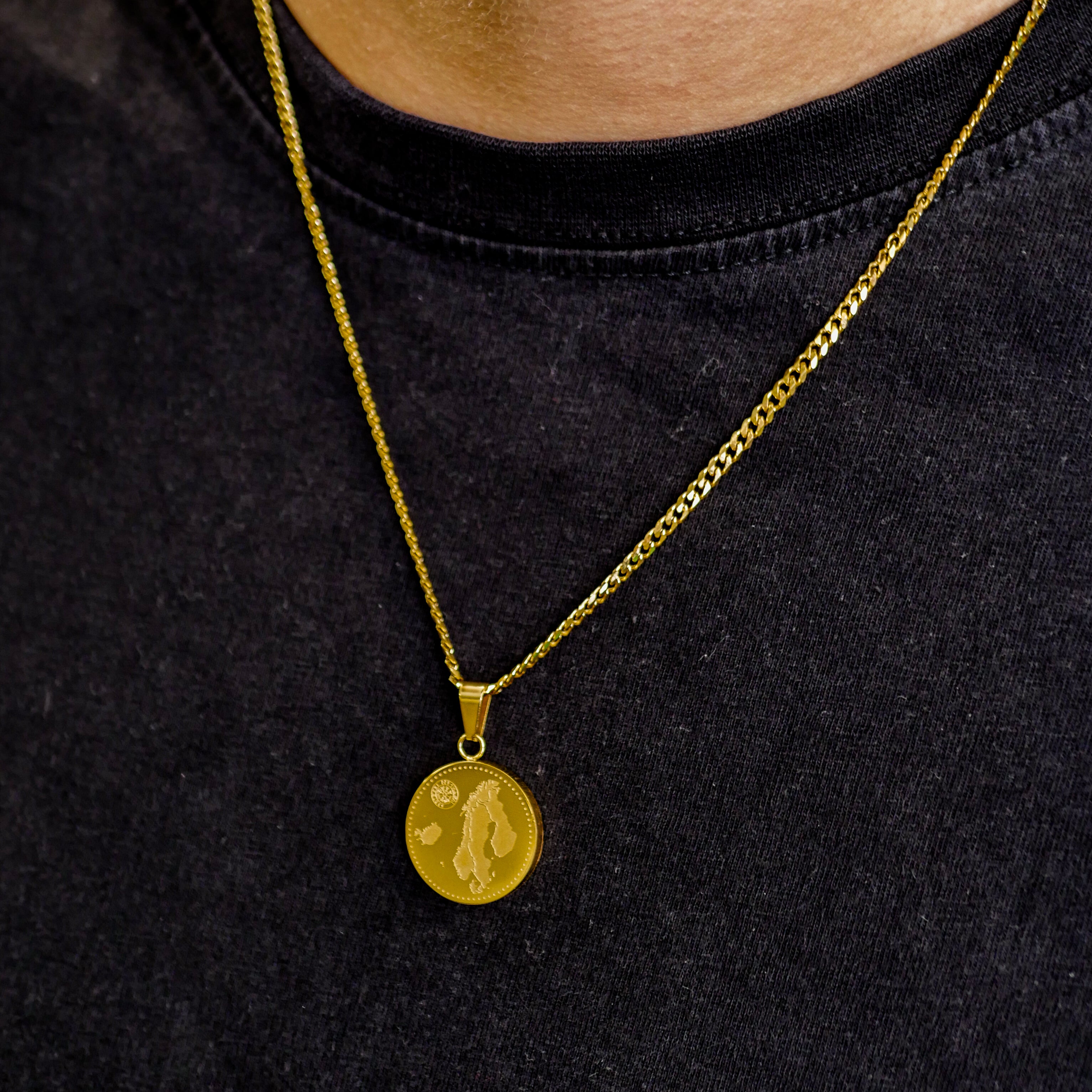 NL Heritage pendant - Gold-toned