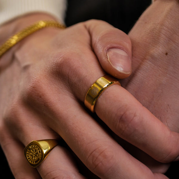 SIEMPRE VEGVISIR BAND RING (GOLD)