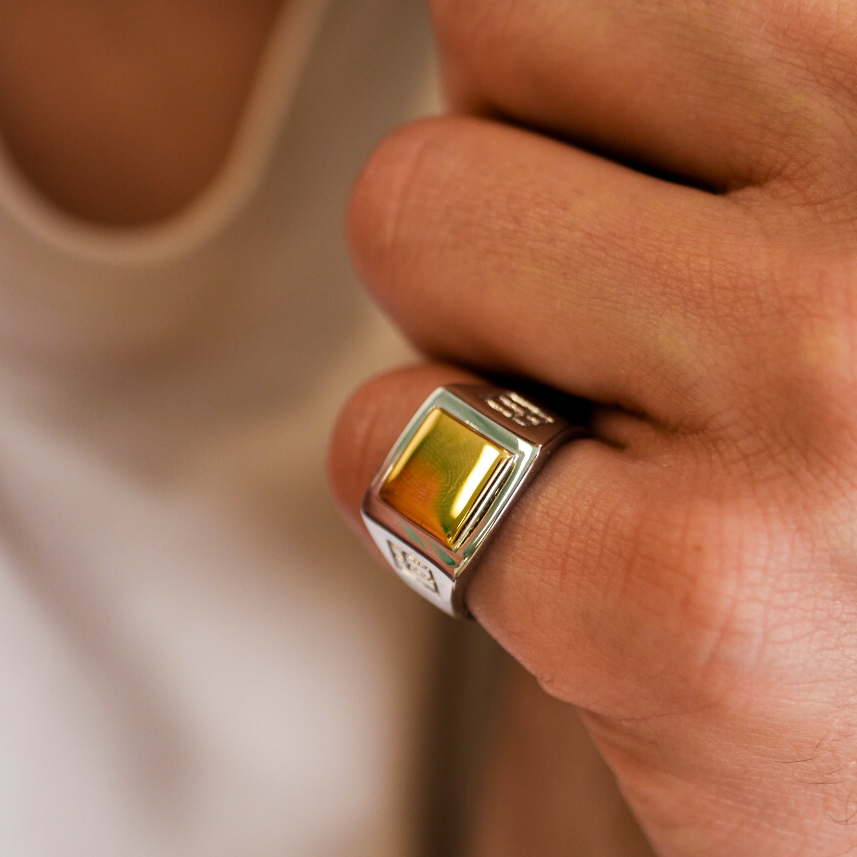 Beautiful 22 KT Gold Finger Ring for Men