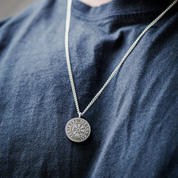 VEGVISIR PENDANT (SILVER)