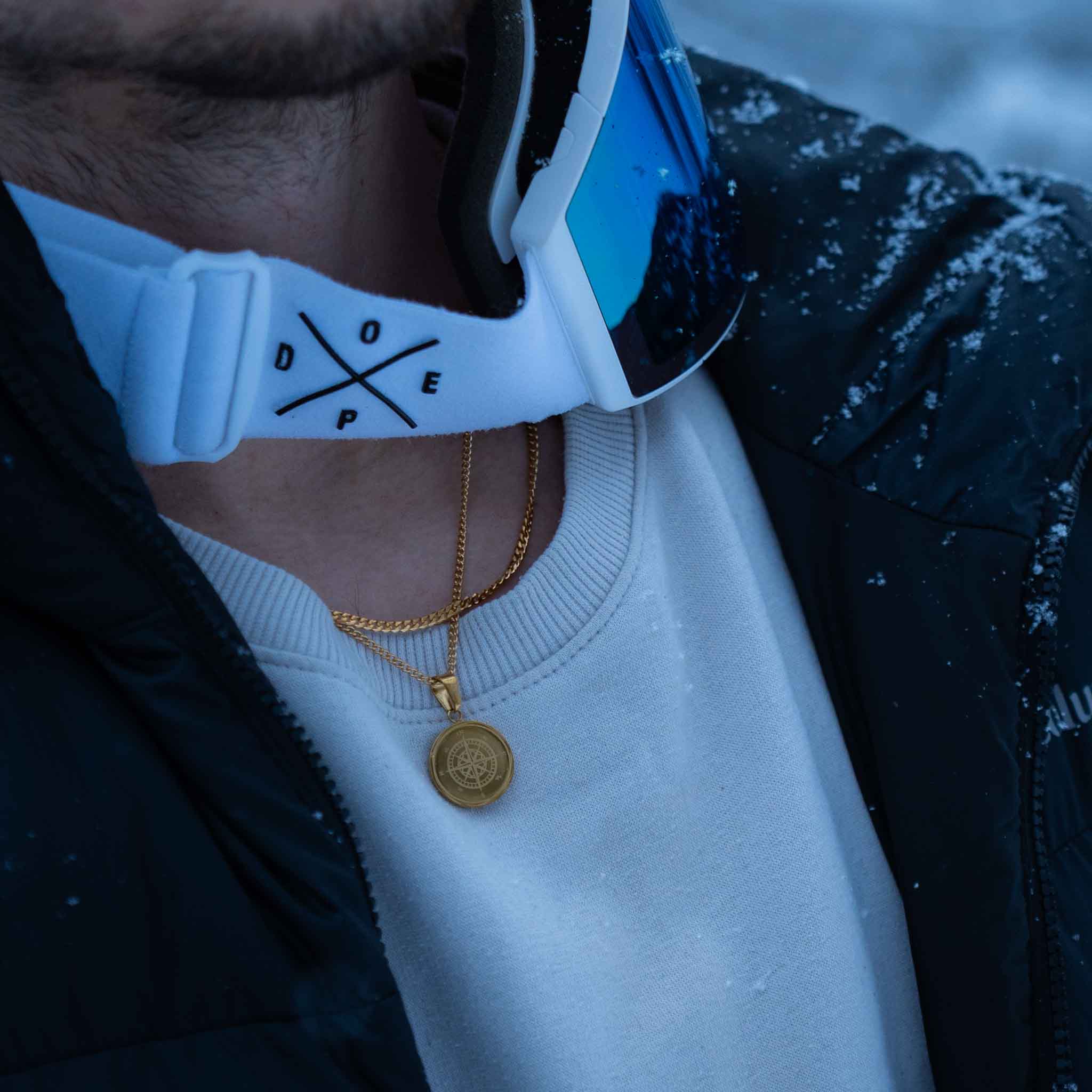 Compass Pendant - Gold-toned