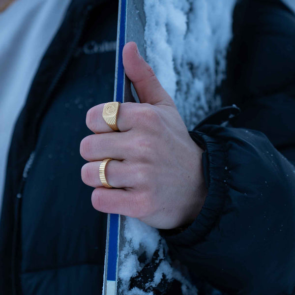 KNOT SIGNATURE RING (GOLD)